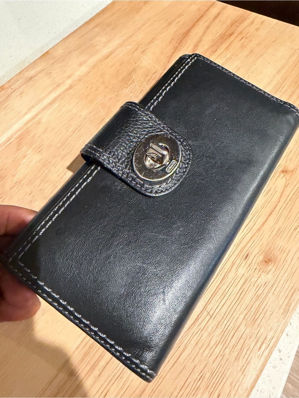 Vintage Coach Black Hampton Turn Lock